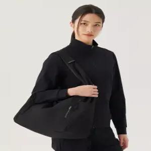 휠라 퍼포먼스 숄더백 (FS3BCG2301X_BLK)