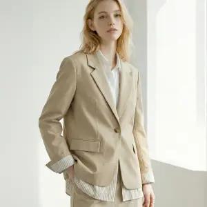 [롯데백화점]포커스 셔츠 레이어드 블레이저 자켓_FS6A3JK3101