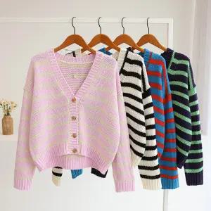 [잇수다] 토마쉬 스트라이프 배색 브이넥 루즈핏 니트 가디건