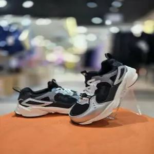 [휠라키즈] 키즈 슬립온 운동화 스키퍼 돌핀 KD 3XM02477H 001