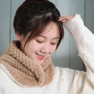 [신상오픈런]여성 겨울 포근 엠보 목도리 퍼 넥워머 (41569182)