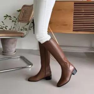 클래식 소가죽 빅사이즈 베이직 라인 여성 롱부츠 5FWY