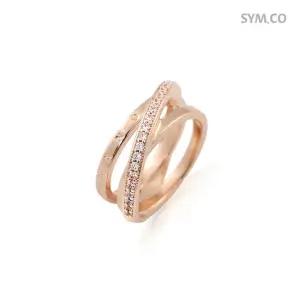 189057C01 크로스 오버 로즈골드 톤 파베 트리플 밴드 여자 실버반지 d