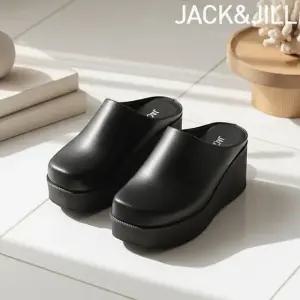 잭앤질 미니멀 플랫폼 슬리퍼 뮬(JA6233)