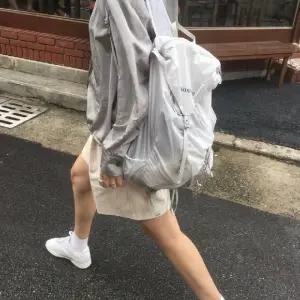 몽벨 버사라이트 초경량 아웃도어 백팩 아이스 화이트 [국내배송]