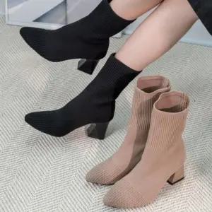 [옷자락]여자 날렵한 뾰족코 골지 니트 스판 쫀쫀핏 블록힐 앵클부츠