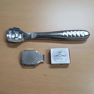 [모두쇼핑]발바닥 발각질제거기 콘커터 풋파일 세트 교체날포함 발각질콘커터 발바닥각질제거기 발각질관리