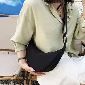 [셀러에이드]달콤한 나일론 데일리 크로스백 반달 미니백 만두백