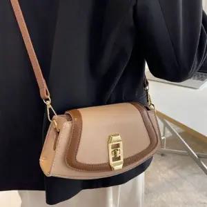 20대 쇼퍼백 패션 여자 브라운 가방 고급 메신저백 쇼퍼백 바디백