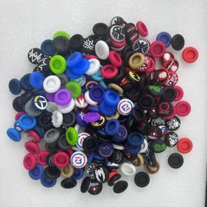 [호환품]Xboxone 시리즈 S X 조이스틱 엄지 스틱 그립 실리콘 캡용 Ps4 Ps5 용 50 개/몫 무작위  믹스 컬러