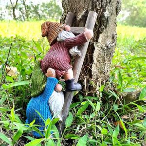 파티오 야드 잔디 현관 장식품을 위한 JARPSIRY 정원 노메 조각상 재미있는 등반 사다리 피규어 레진 조각 야외 장식품 선물