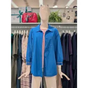 [갤러리아] 크로커다일레이디 레터링 테이프 여름 코트 CLEMCT103