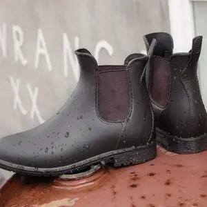 [RIZPICK]여름용 2컬러 방수 첼시 레인부츠 장화 숏 레인슈즈 03N