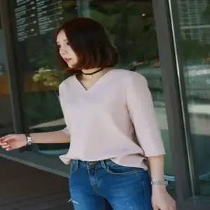 여성 브이넥 심플무지 반팔 하객룩 블라우스