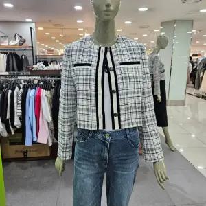 시슬리/애플아울렛/블루밍 체크 니트 단작 자켓 SAJK34431