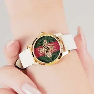구찌 G-타임리스 꿀벌 그린 레드 웹 여성 가죽시계 YA1265009