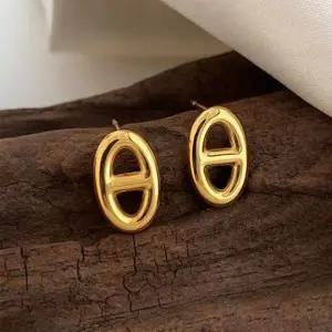 [골드스마일]써지컬 스테인리스 여성 반원형 귀걸이 쥬얼리 액세서리