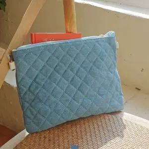 TBZ 빠른출고 청누빔 클러치백 여자클러치 청가방 데님백 남자백 데님가방 누빔클러치백