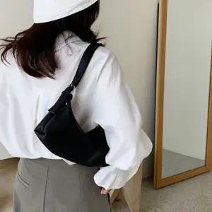 소프트 레더 바게트백 숄더백 트렌디 정장룩 캐주얼룩 DYD2+4gKh