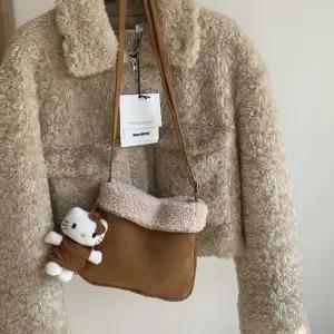 1128 페이크퍼 양털뽀글 미니 크로스백 핸드폰미니백 쁘띠백 미니백 미니크로스백