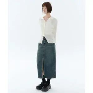 무신사스탠다드 우먼즈 프론트 슬릿 데님 롱 스커트 러스티 블루 1664886