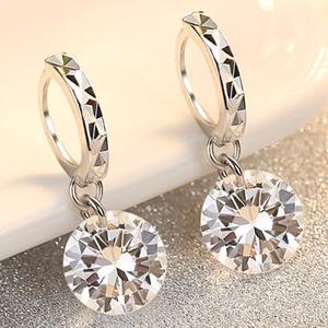 고품질 순수 925 실버 2 캐럿 8mm 총 4ct 인증 Moissanite 귀걸이 여성 결혼식 유행 보석 Dropship 공급 업