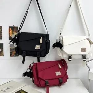 남녀공용 고릴라 키링 캐주얼 메신저백 크로스 가방 McI4+3PtL