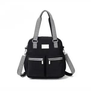 가볍고 실용적인 패브릭 숄더 크로스백