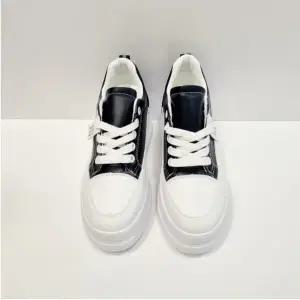 여자 두꺼운굽 클래식 키높이 라운드토 운동화 캐쥬얼 운동화