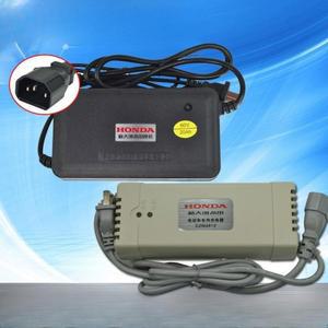 액세서리 48V12AH60V20AH32AH공인 배터리 충전기 아 자전거 오세 뉴 플러그 48V12AH 17 스퀘어 전기차