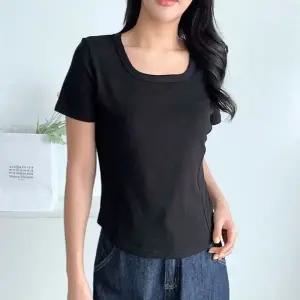 여름 포인트 스퀘어넥 티셔츠 여성 절개 반팔티 무지