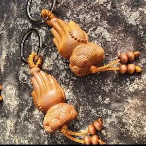 복숭아나무 합장 키링 기도불교