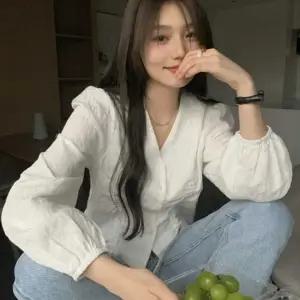 예쁜 여자 블라우스 긴팔 브이넥 소개팅 데이트 룩