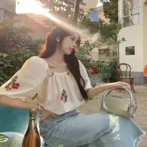 여성 여름 플라워 오프숄더 반팔 퍼프소매 블라우스