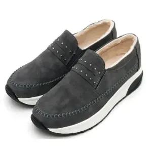 어르신모카신 여자 중년 슬립온 캐주얼 퍼신발 방한 겨울 로퍼 슈즈