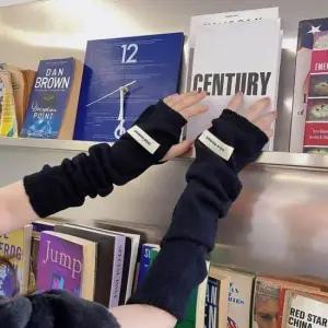 롱핸드워머 여자 4컬러 캐주얼 니트 암워머 가을 겨울 방한팔토시