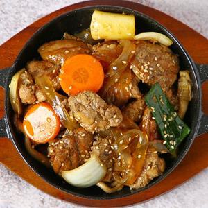 뜯어서 구워주면 끝! 양념 닭갈비 700g 2팩 간장 찜닭 700g 2팩 총4팩