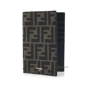[펜디] SS25 남성 셀러리아 여권지갑 7M0282 ALWK F0L3T