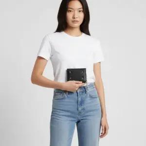 스티치 키링 지갑 S56UI0128 P4455 T8013 배송