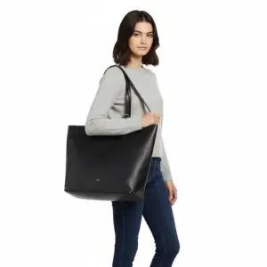 배송 아페쎄 카바스 니노 토트백 PUAAT H61820 LZZ