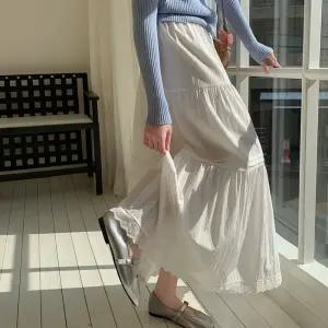 [코코블랑] 리썸 아일렛 롱 스커트(밴딩)