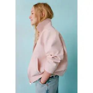 국내배송 ZARA 자라 주니어 키즈 페이크 레더 봄버 재킷 파스텔 로즈 0562600621 1791456