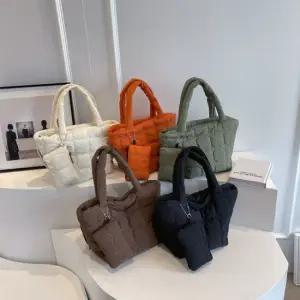 여성 5컬러 파우치 포함 퀼팅 무늬 토트백 숄더백 퀼팅백 퀼팅가방