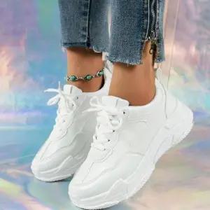 러블리 캐주얼 스타일 여성 키높이 어글리슈즈 여성운동화 여자어글리슈즈 어글리슈즈