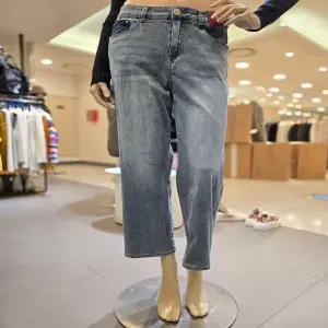 [하프클럽/베네통]베네통 레더 패치 일자 데님 팬츠 BADPA2-611-BL