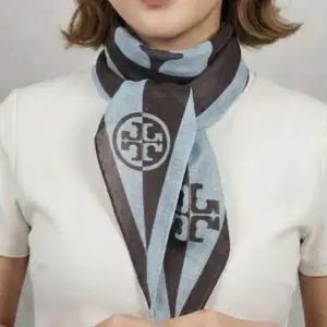 [애슬릿] 린넨 스카프 여성 간절기 마름모 레이어드