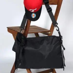 (색상 블랙)남녀 공용 크로스백 데일리 직장 여행용 사각 가방 남녀공용가방