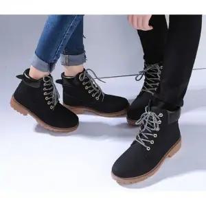 [에이치플러스몰]겨울 털안감 하이탑 방한화 남녀공용 따뜻한 패딩 워커 슈즈