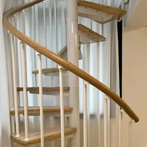 원형계단 펜션 복층 난간 펜스 다락방 나선형 회전 원형