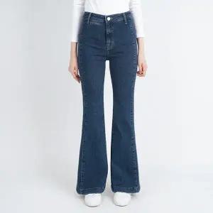 [게스] 여성 청바지 사이드 디테일 플레어 붓컷 미디엄블루 YN3D6127